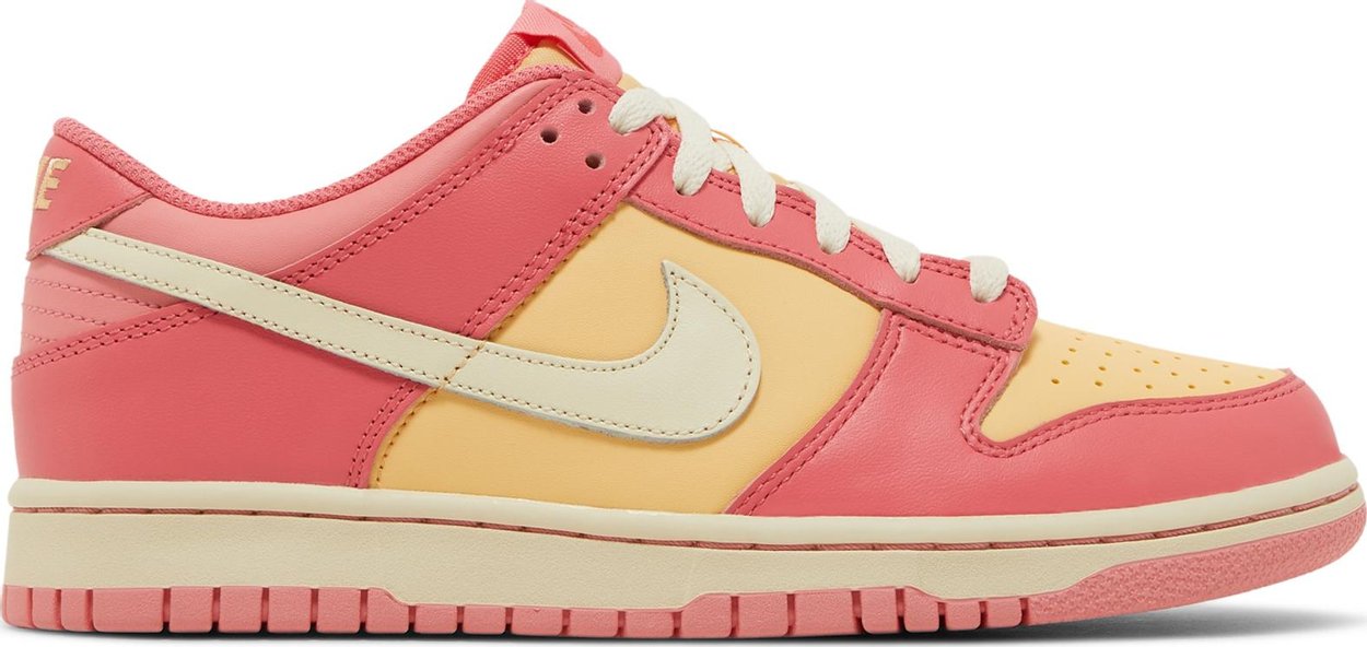 Dunk Low 'Strawberry Peach'