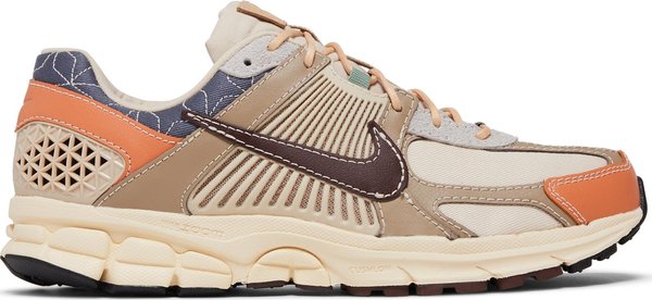 Air Zoom Vomero 5 "Amber Brown Khaki”