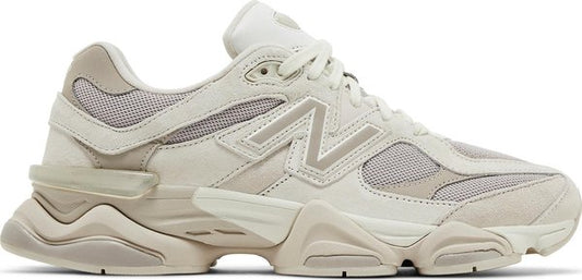 9060 'Grey Moonbeam'