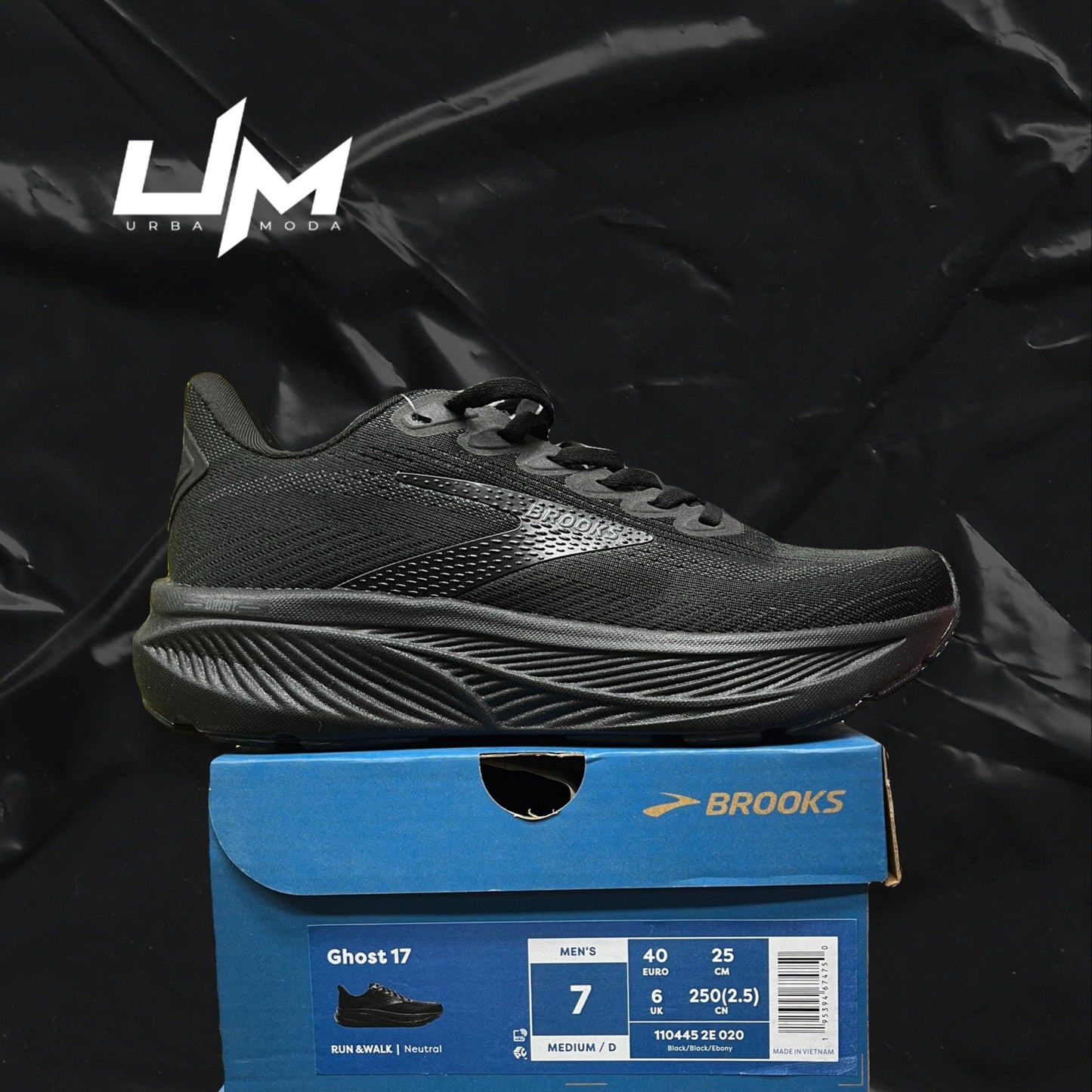 Brooks Ghost 17 All Black
