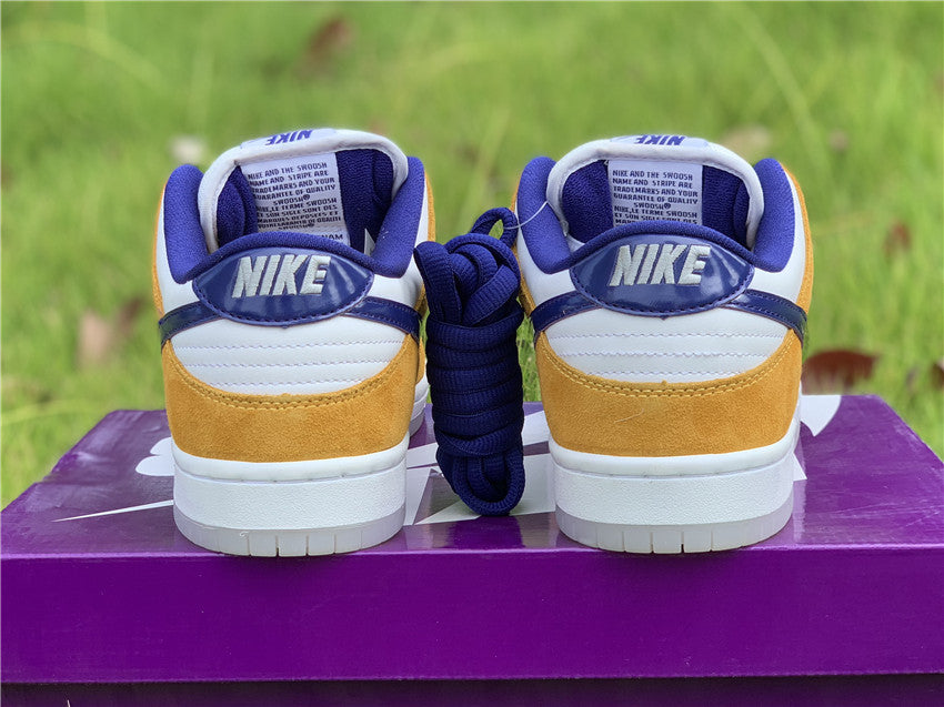 SB Dunk Low "Laser Orange"