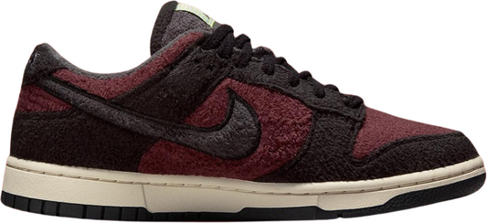 Dunk Low "Maroon Fleece"