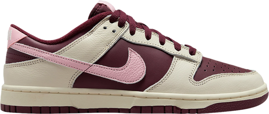 Dunk Low 'Valentine's Day'