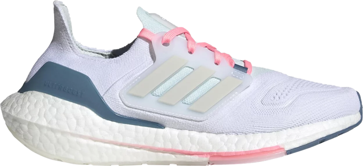 UltraBoost 22 'White Almost Blue'