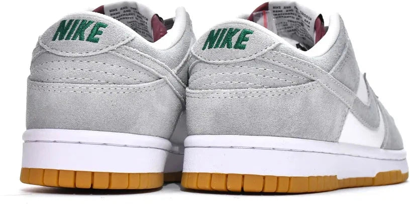 Dunk Low  SB Ash Burgundy