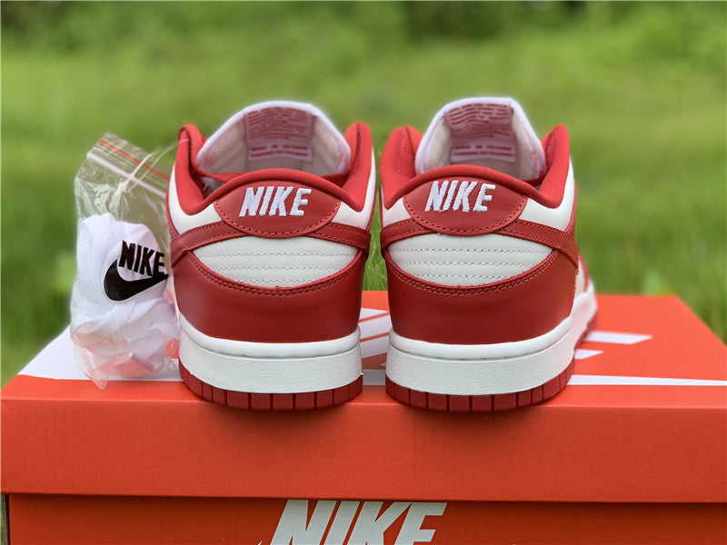 SB Dunk Low University Red