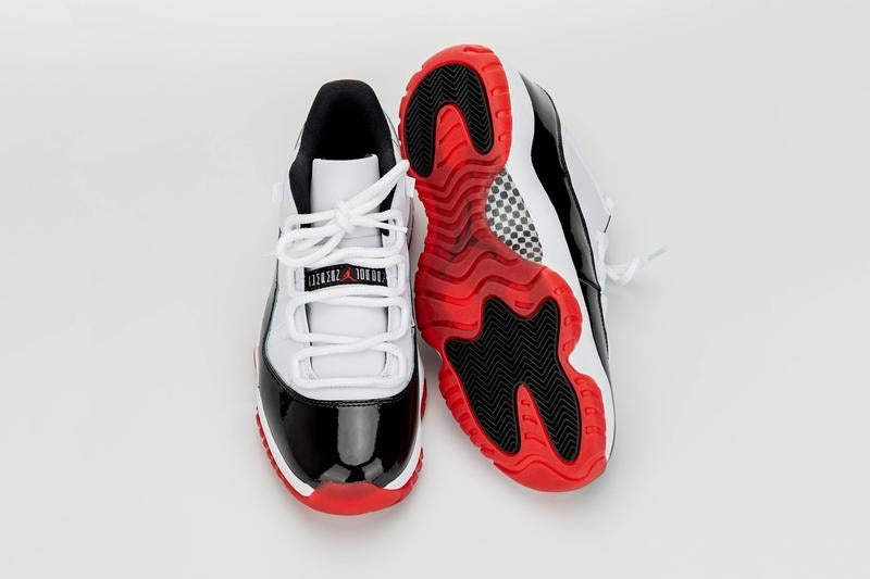 Jordan 11 White Bred