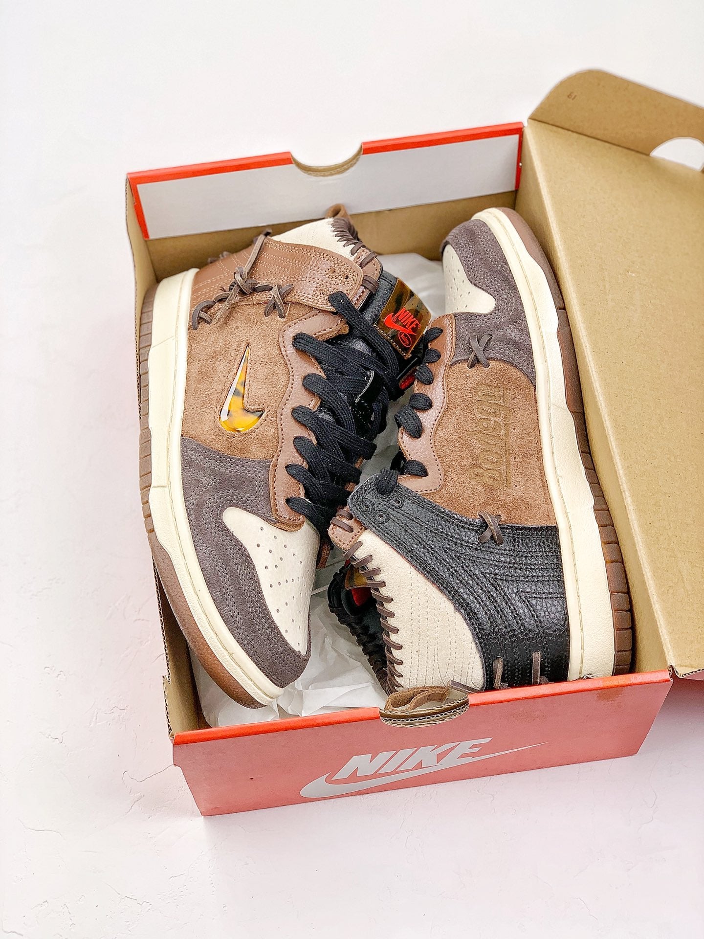 Dunk High Bodega Legend Fauna Brown
