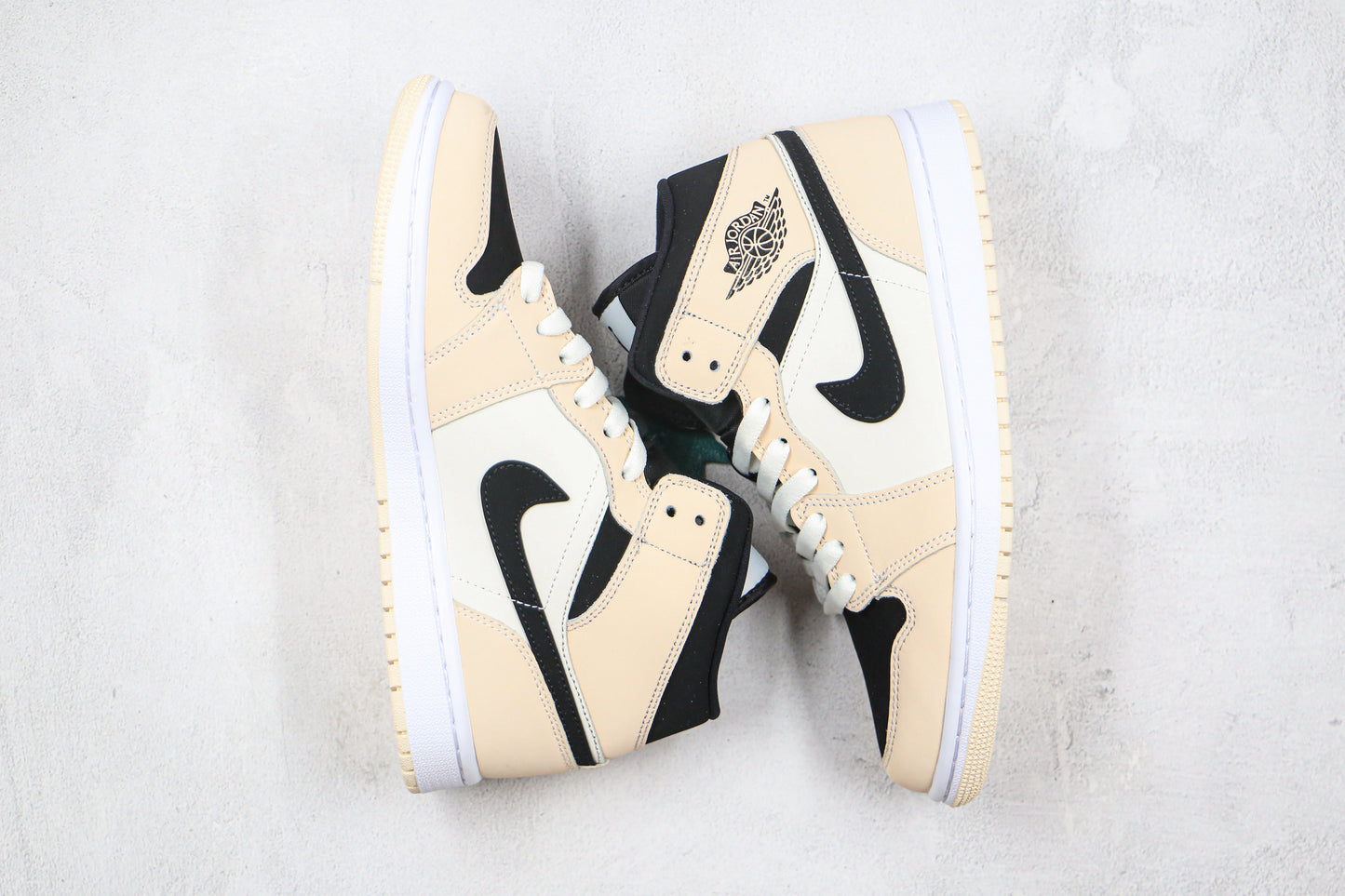 1 Retro Mid Barely Orange