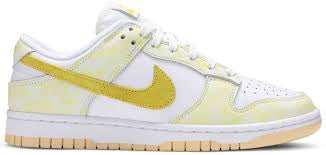 Dunk Low 'Yellow Strike '