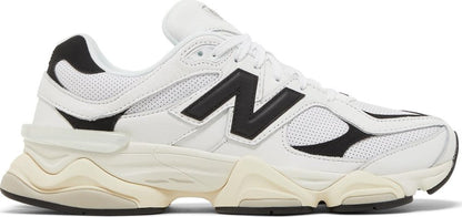 9060 'White Black'