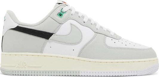 Air Force 1 '07 LV8 'Split - Light Silver'