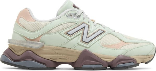 9060 'Clay Ash'