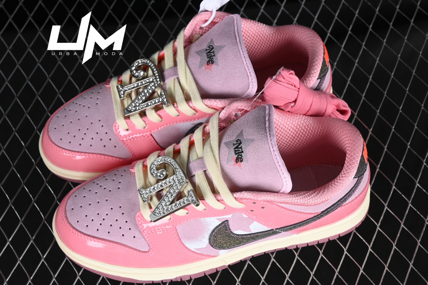Dunk Low LX 'Barbie'
