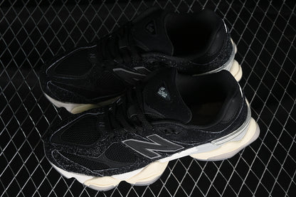 9060 'Suede Pack - Black'