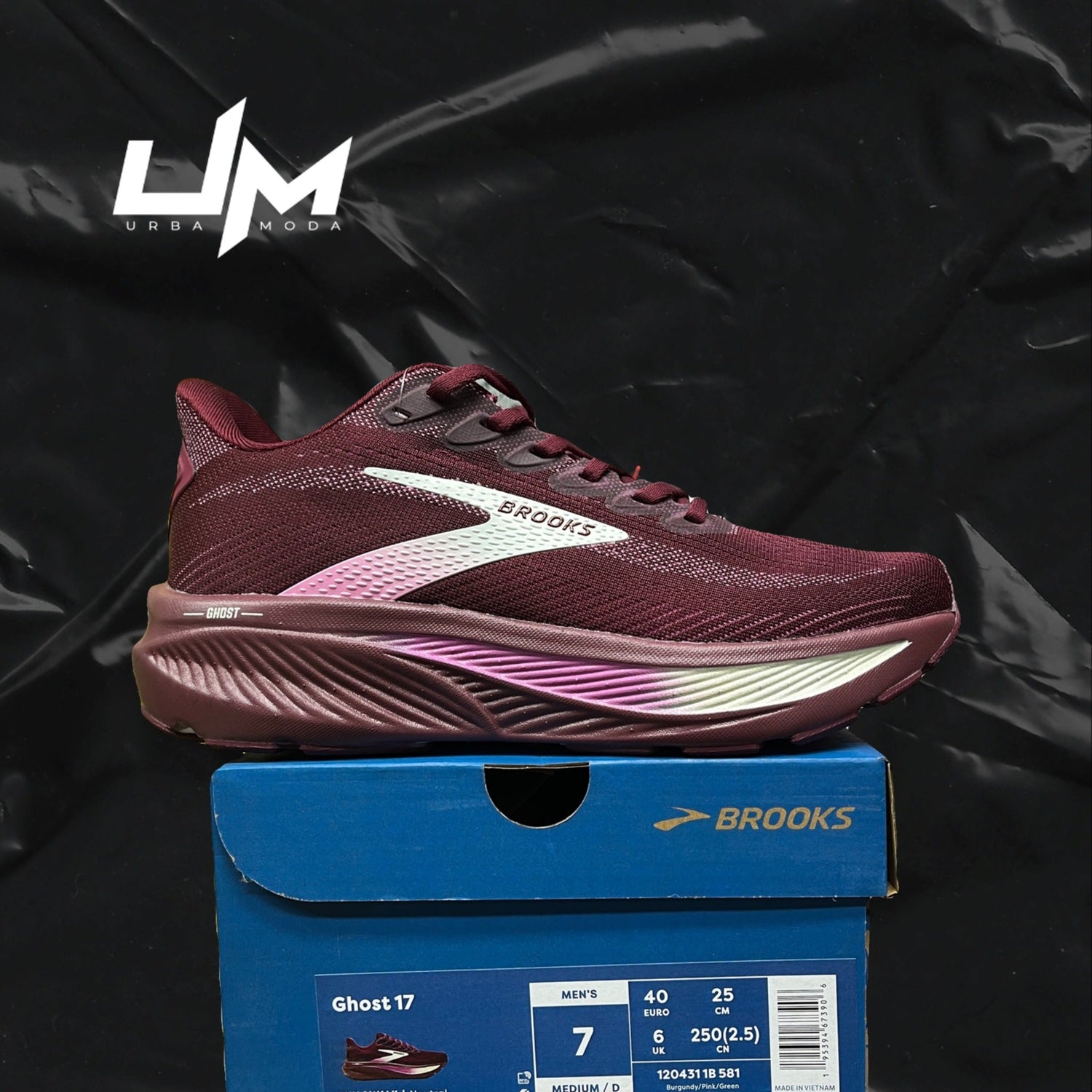 Brooks Ghost 17 Burgundy Pink