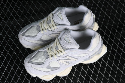 9060 'Quartz Grey'