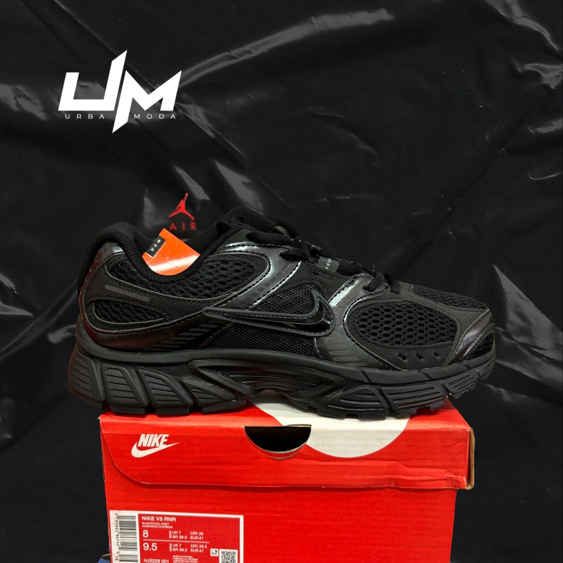 Nike V5 RNR Black Grey