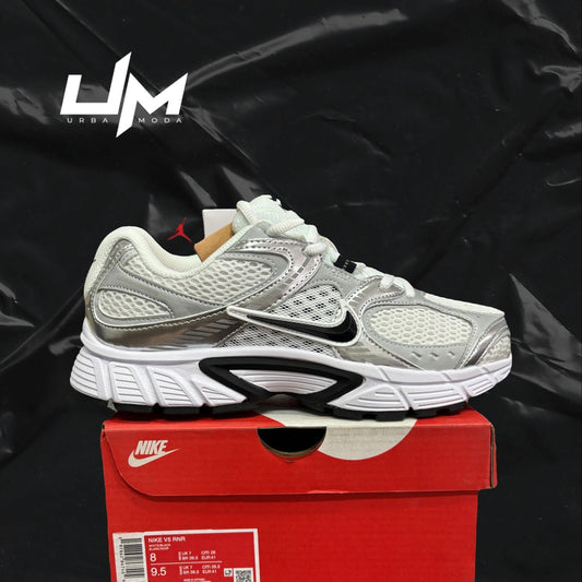 Nike V5 RNR White Black