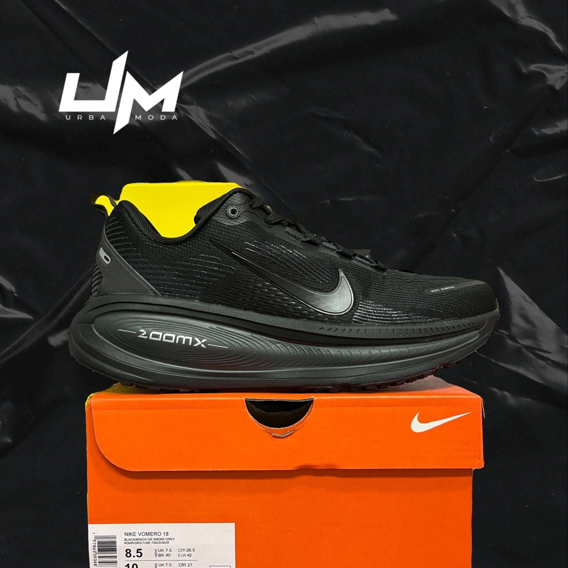Nike Vomero 18 All Black