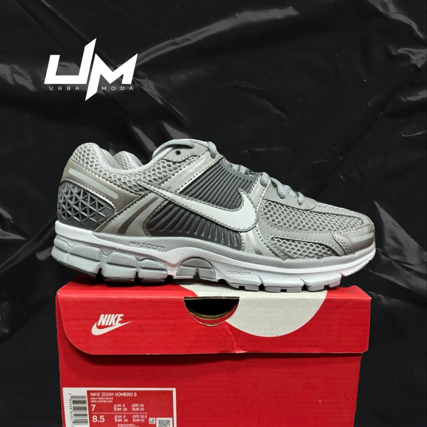 Nike Zoom Vomero 5 Grey White