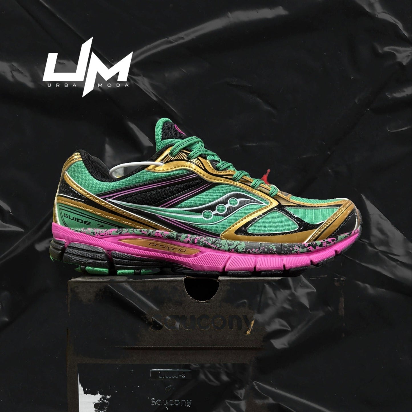 Saucony ProGrid Guide 7 Green Black Rose Red
