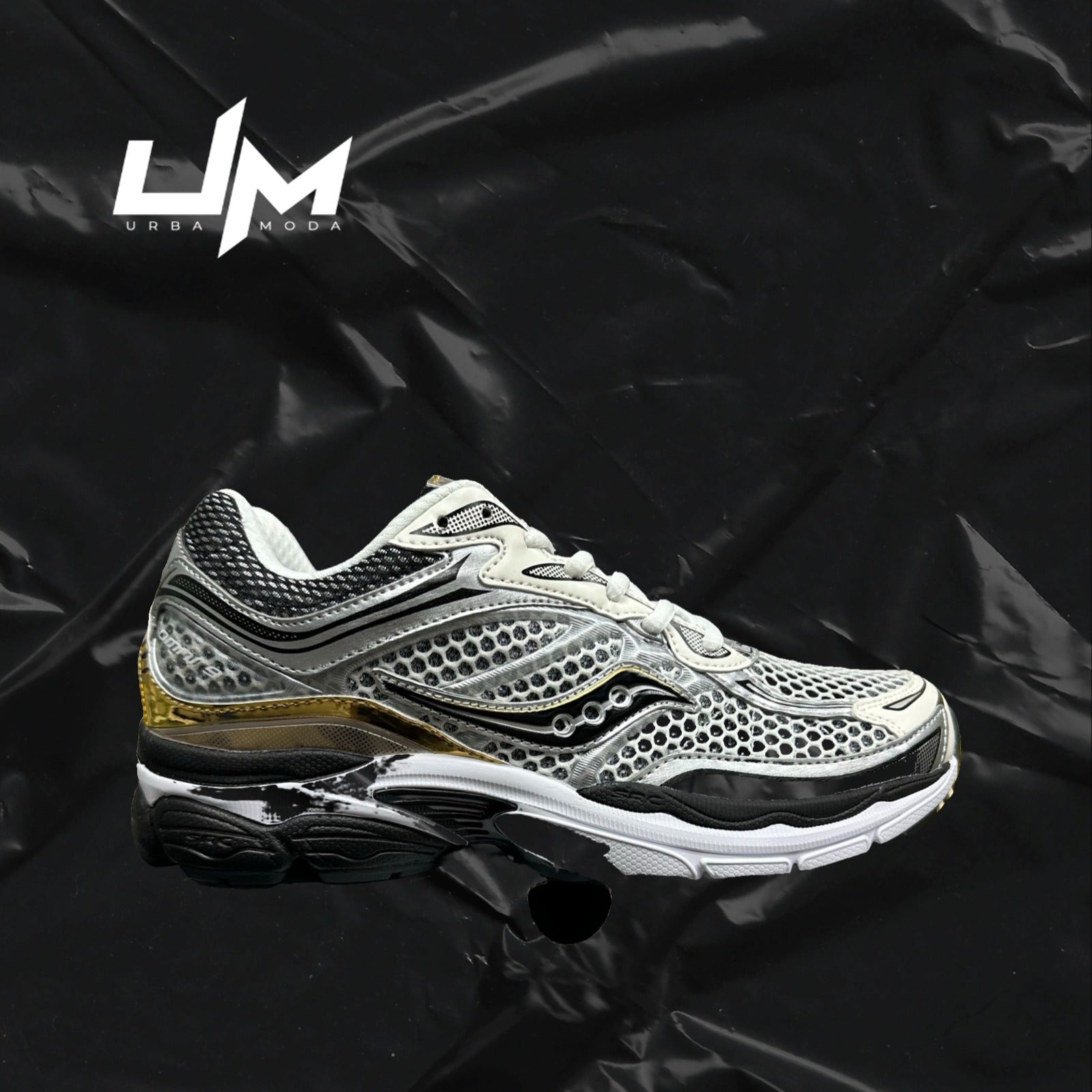 Saucony ProGrid Omni 9 Silver Gold