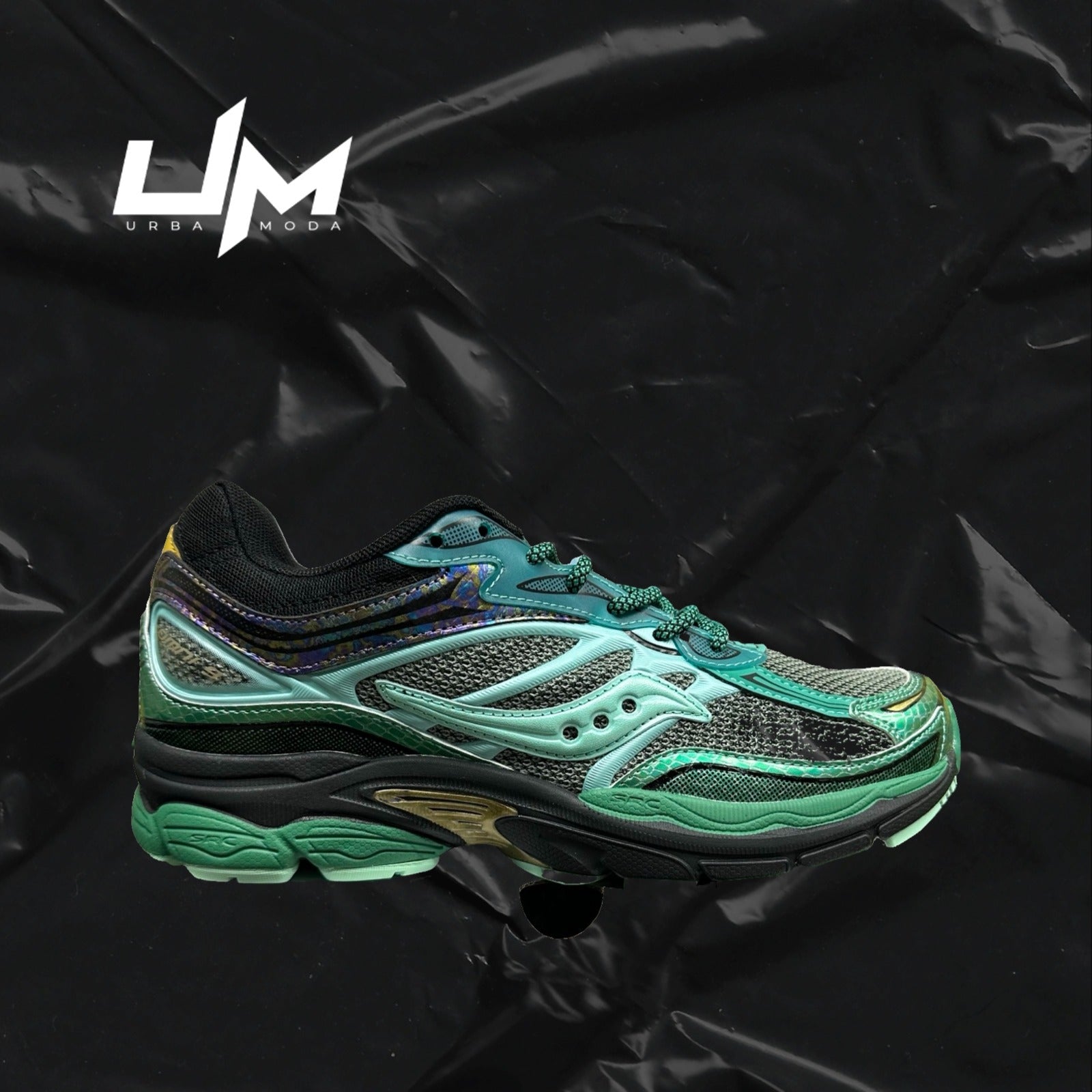 Saucony ProGrid Omni 9 Green Glow